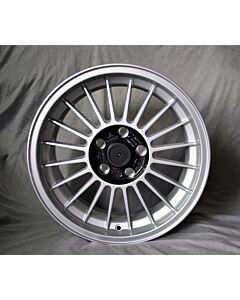 Alufelge 9x17 Maxilite Alpina silber/schwarzer Mittenteil BMW